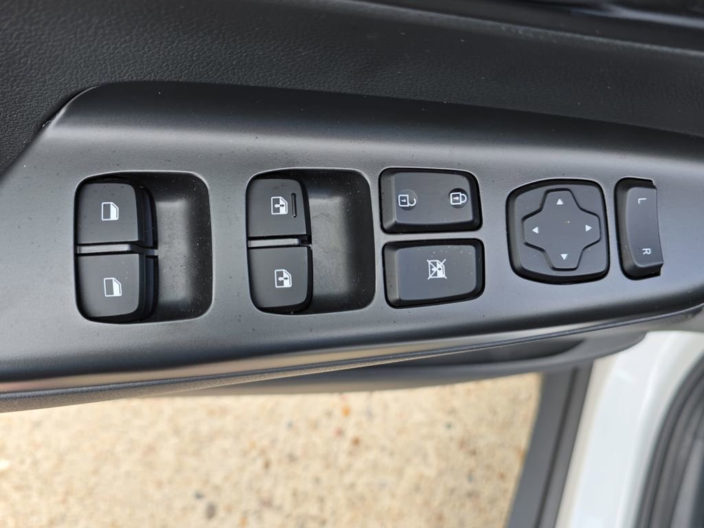 Certified 2023 Hyundai Kona SEL image 25