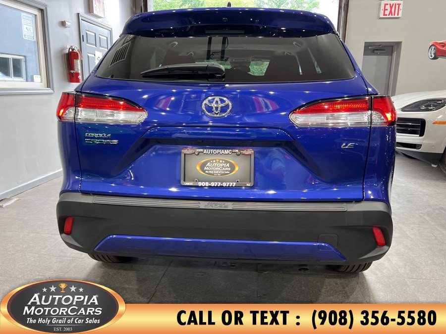 Used 2025 Toyota Corolla Cross LE w/ Moonroof Package FWD image 43