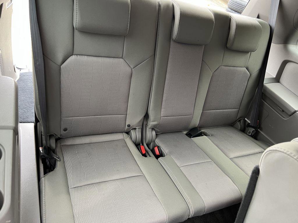 Used 2011 Honda Pilot EX image 24