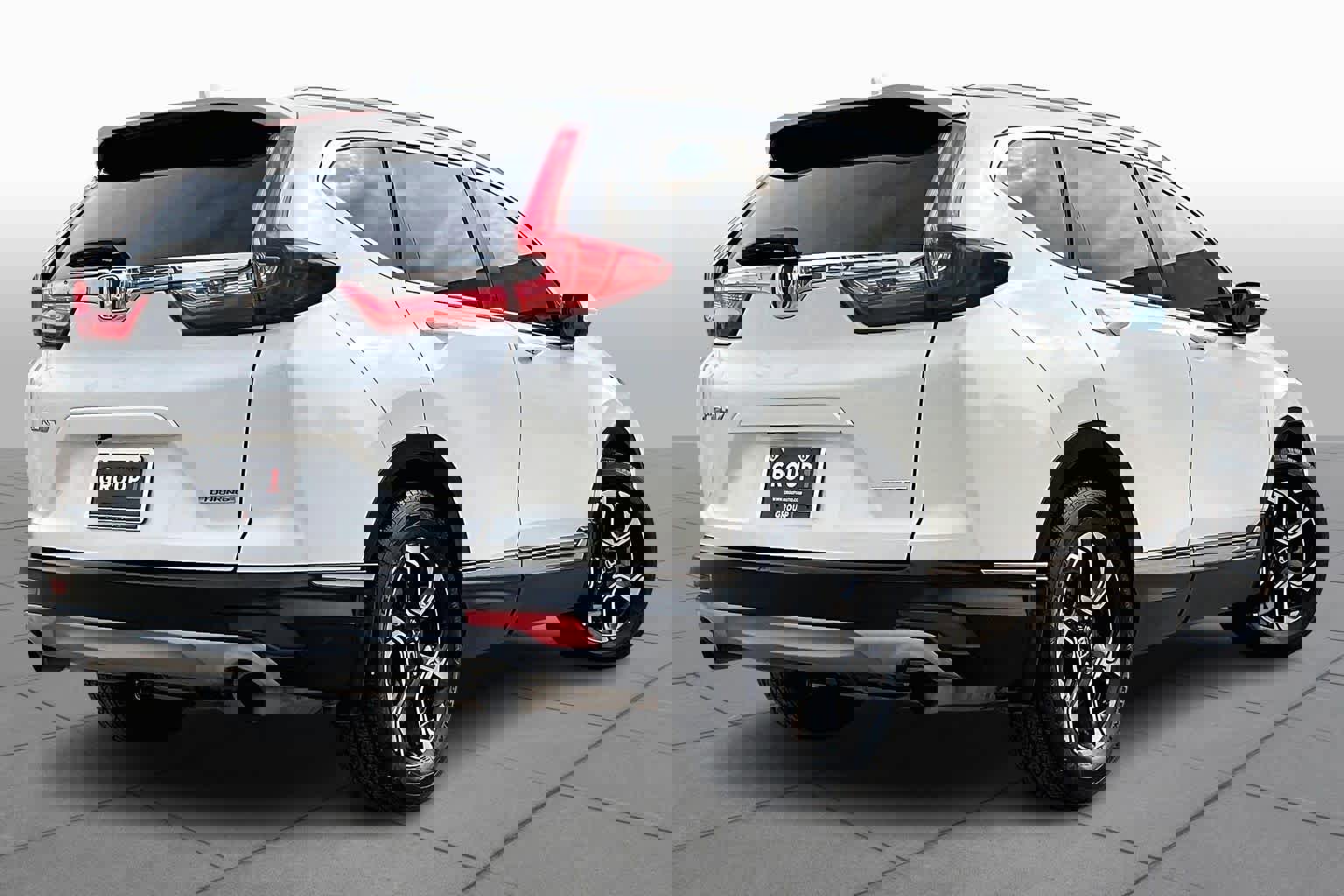 Used 2018 Honda CR-V Touring image 11