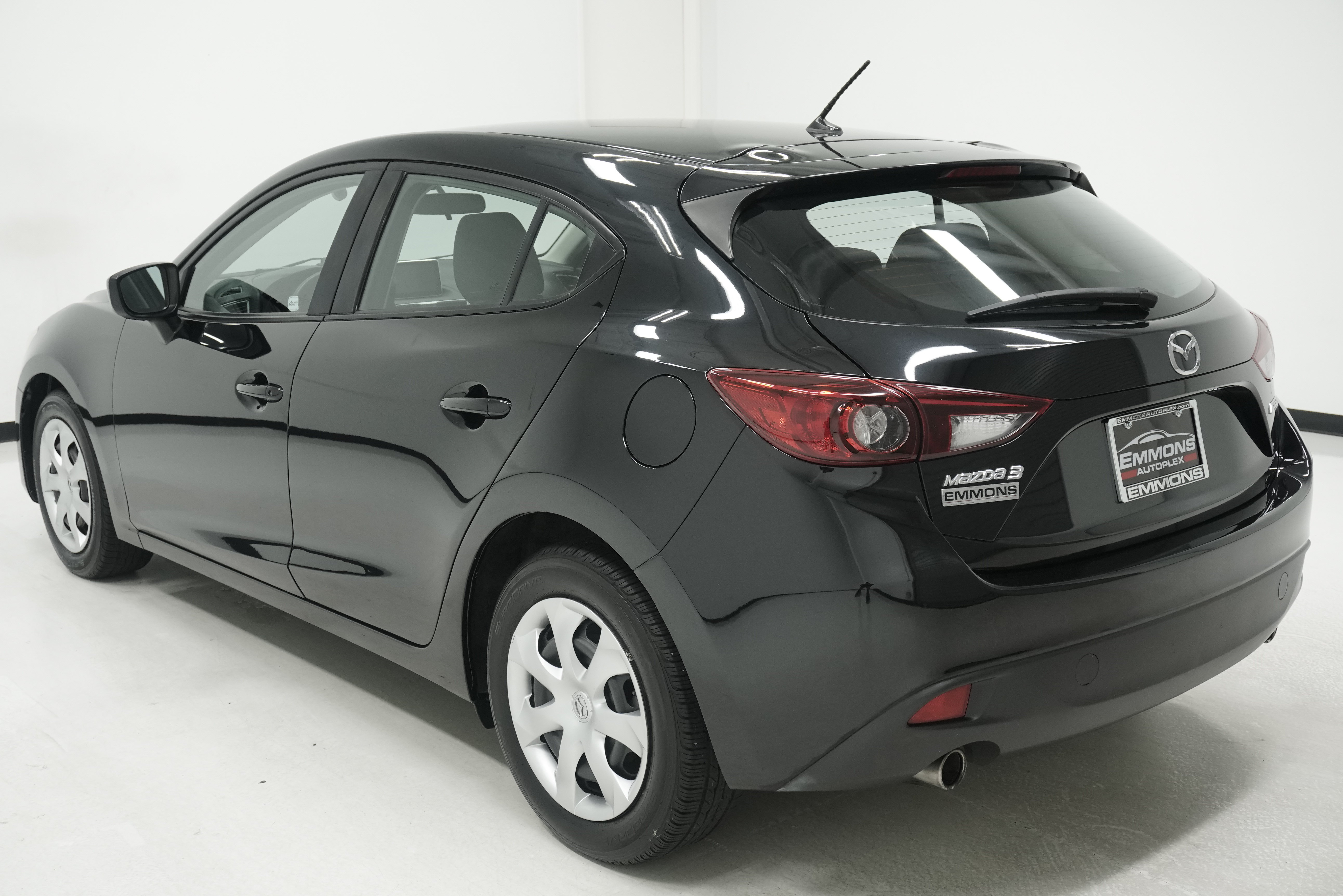 Used 2015 MAZDA MAZDA3 i Sport FWD image 6