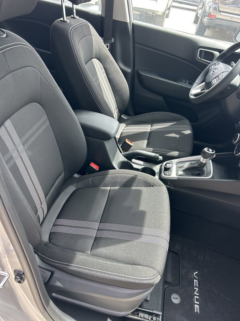 New 2026 Hyundai Venue SEL FWD image 16