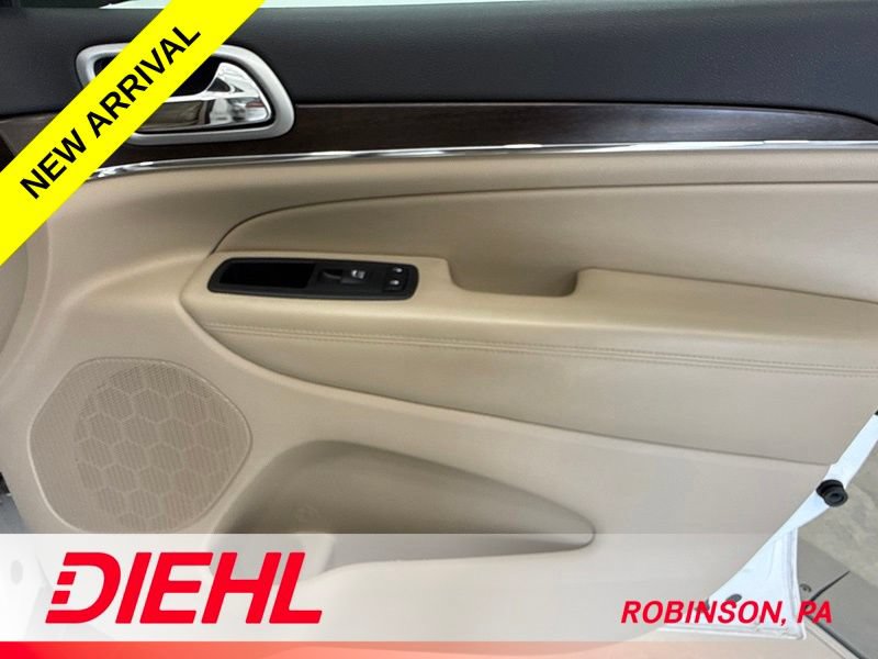 Used 2018 Jeep Grand Cherokee Limited AWD/4WD image 16