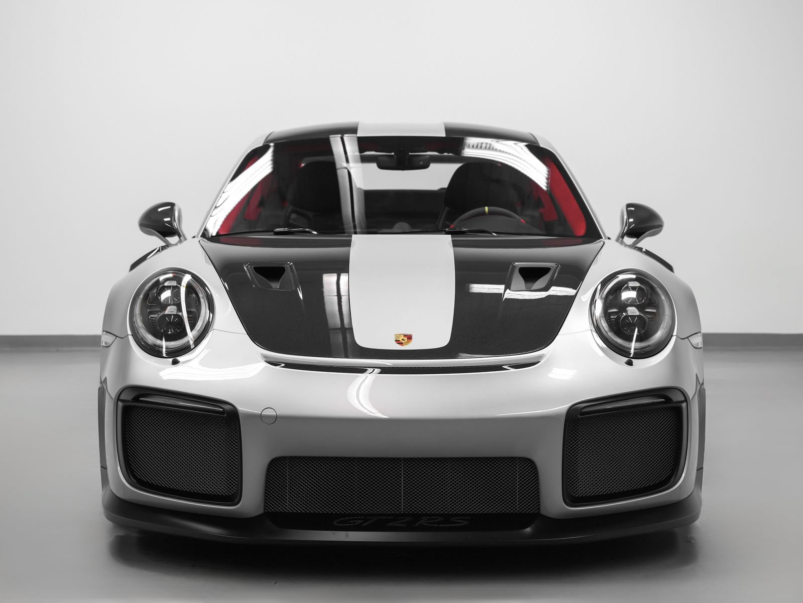 Certified 2018 Porsche 911 GT2 RS RWD image 8