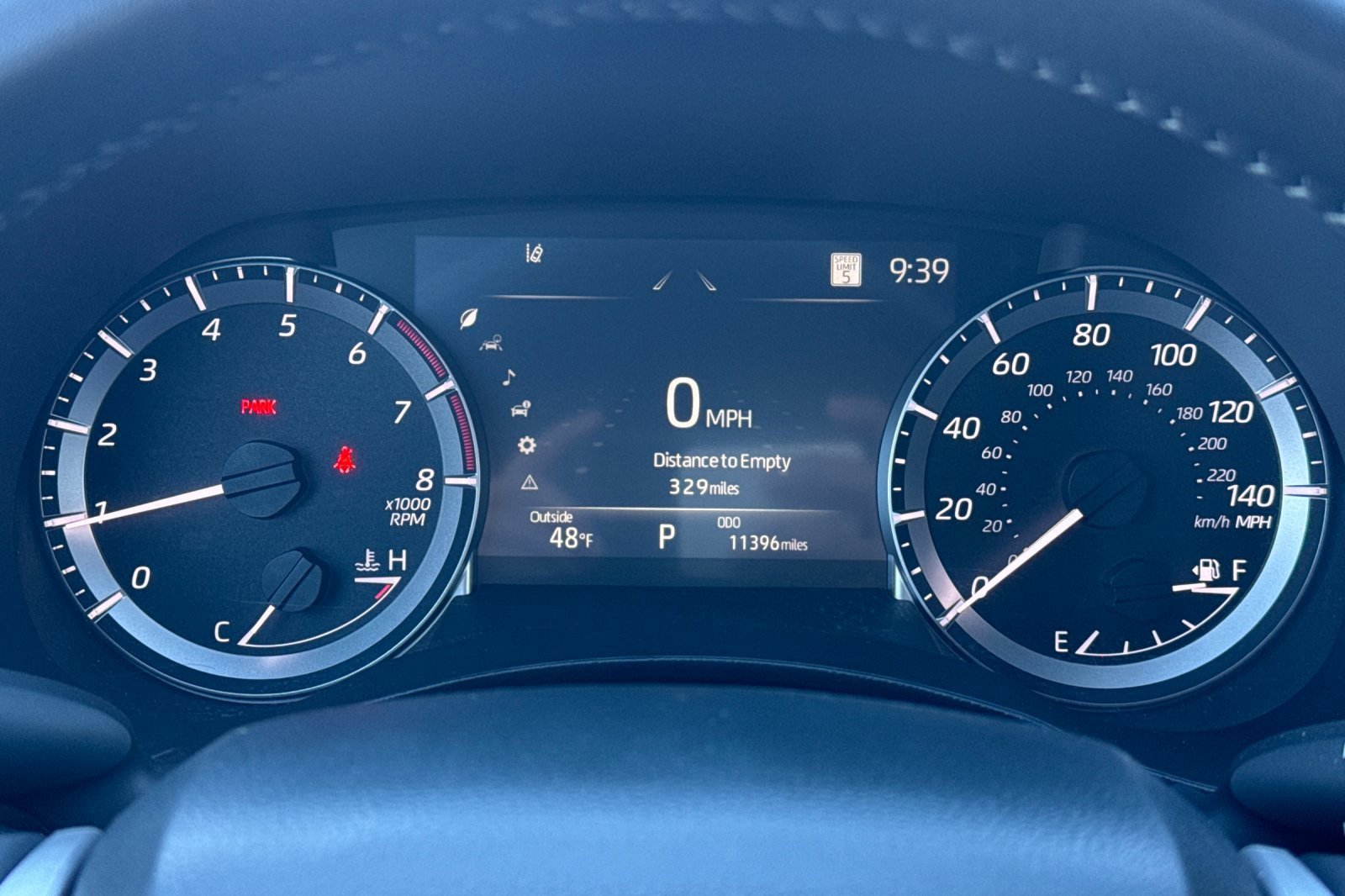 Used 2025 Toyota Highlander LE image 41