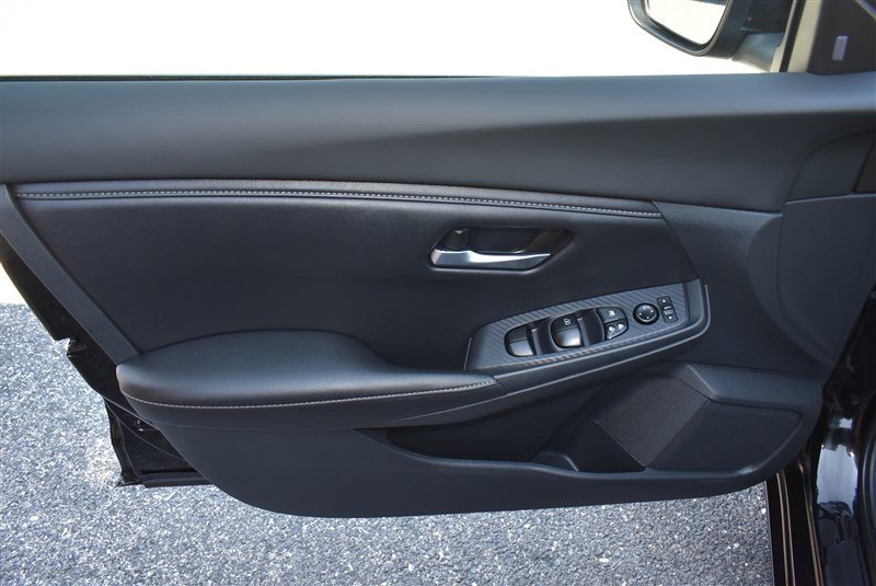 Used 2023 Nissan Sentra SV w/ All-Weather Package FWD image 9