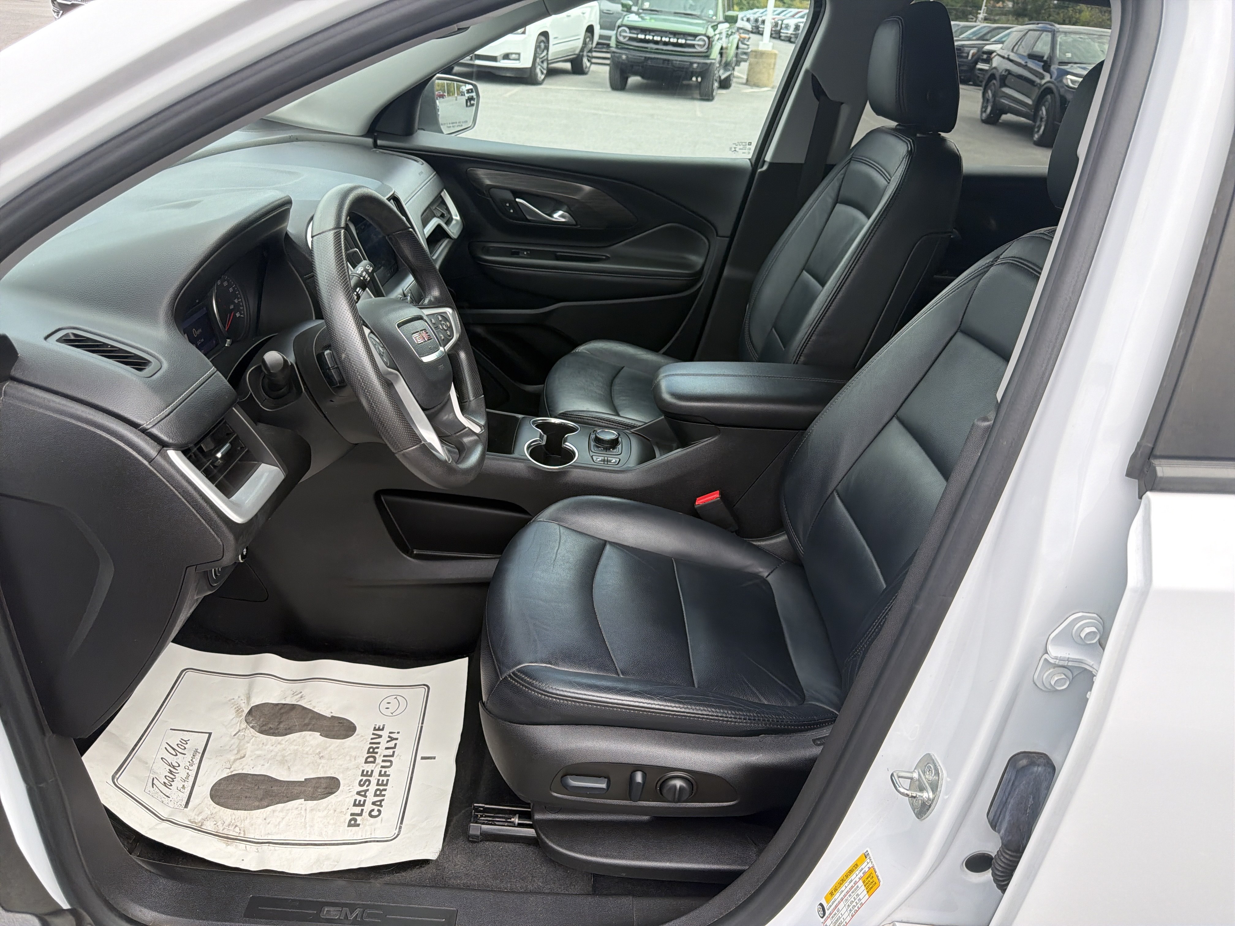 Used 2022 GMC Terrain SLE w/ Driver Convenience Package AWD/4WD image 12