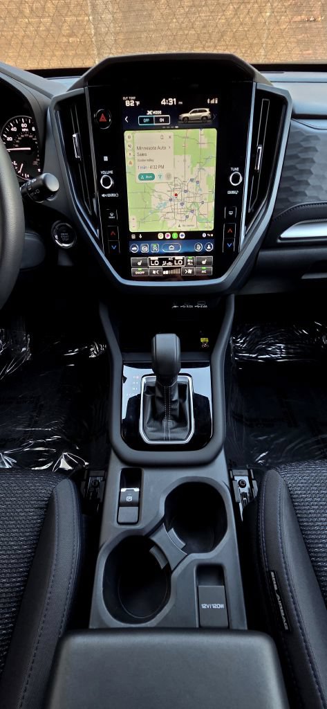 Used 2025 Subaru Forester Premium AWD/4WD image 14