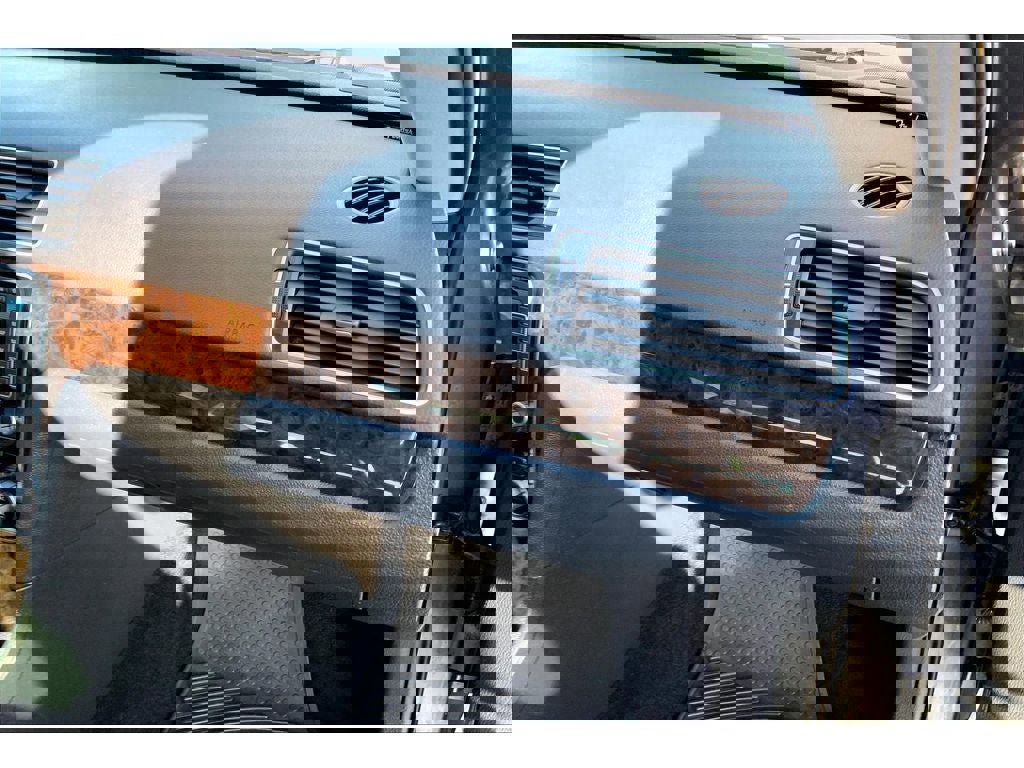 Used 2014 Volkswagen Passat TDI SEL Premium image 18