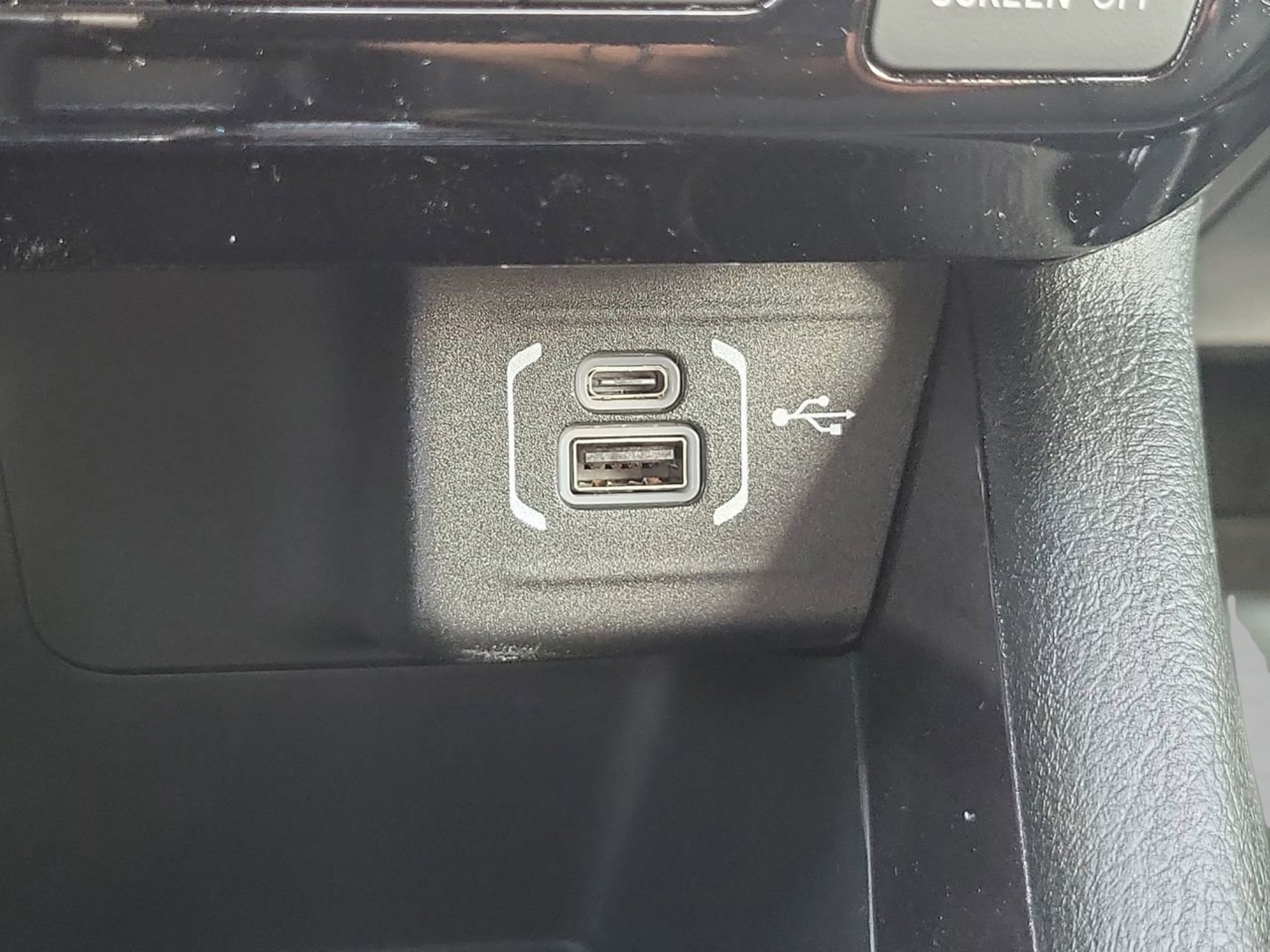 New 2026 Jeep Compass Latitude image 21