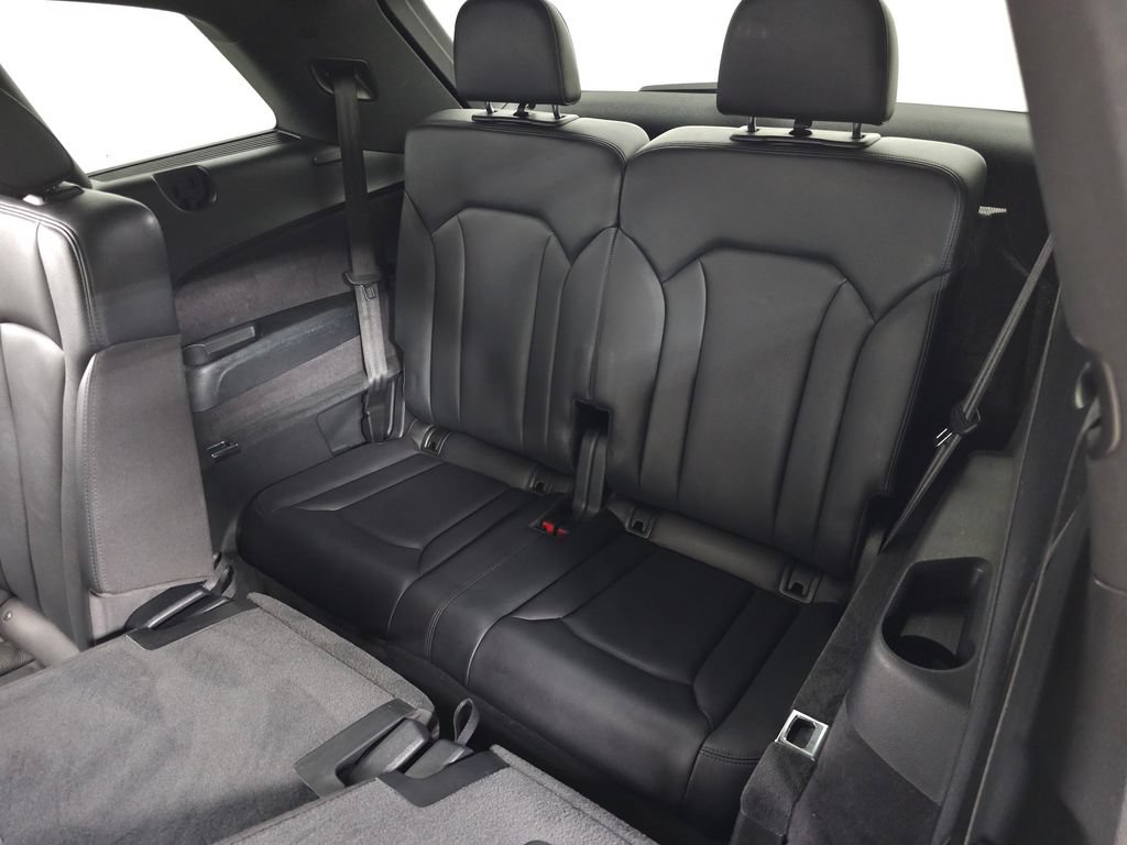 Used 2019 Audi Q7 3.0T Premium w/ Convenience Package AWD/4WD image 34