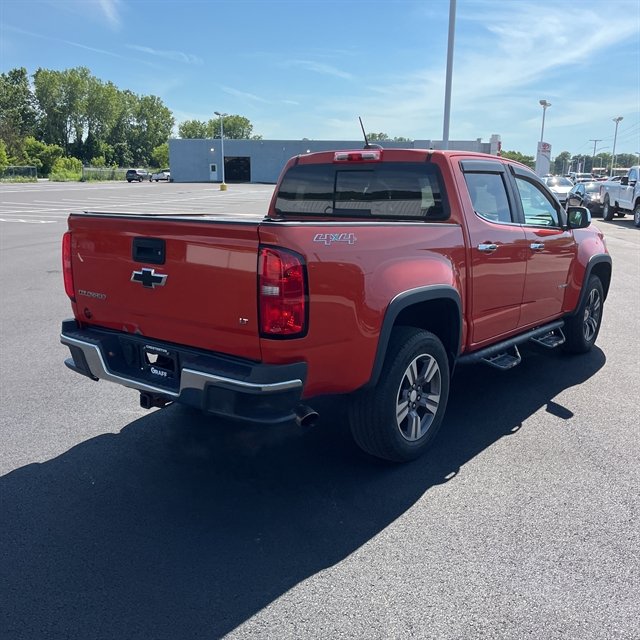 Used 2016 Chevrolet Colorado LT w/ Luxury Package, Chrome AWD/4WD image 3
