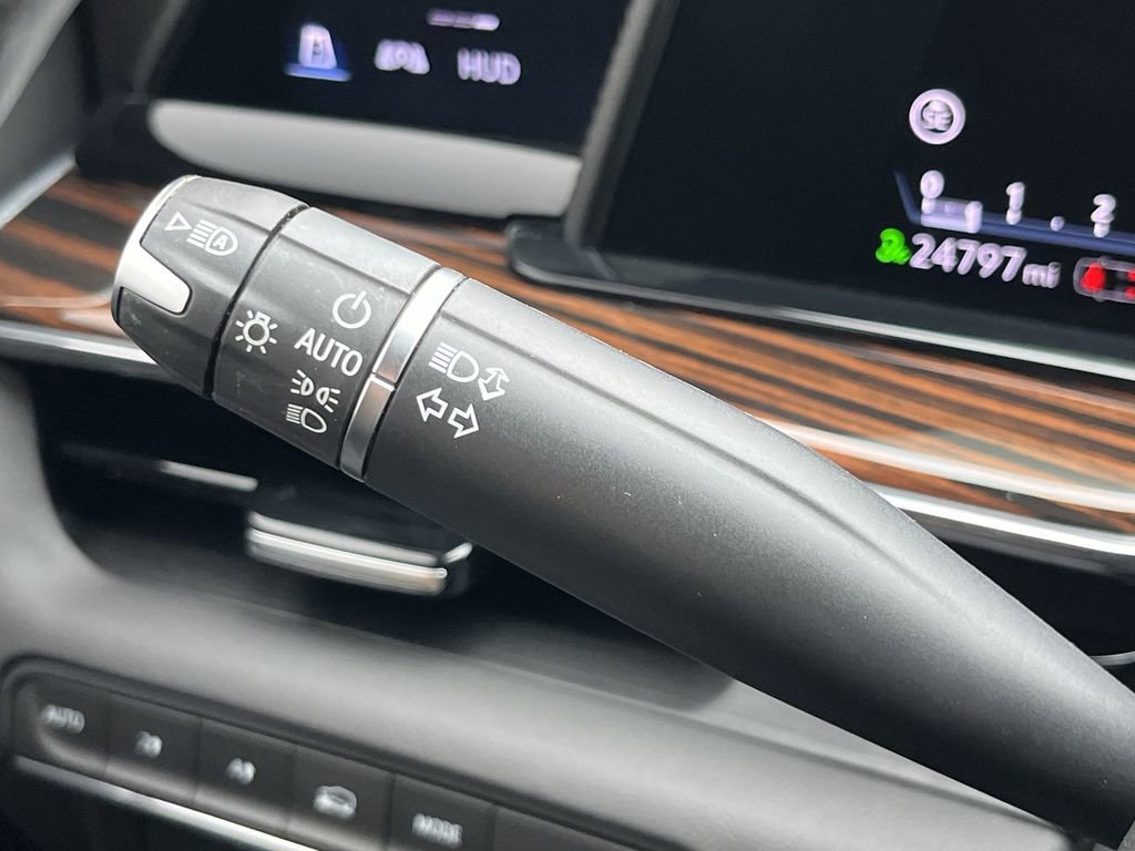 Used 2023 Cadillac Escalade ESV Premium Luxury w/ LPO, Radiant Package image 44