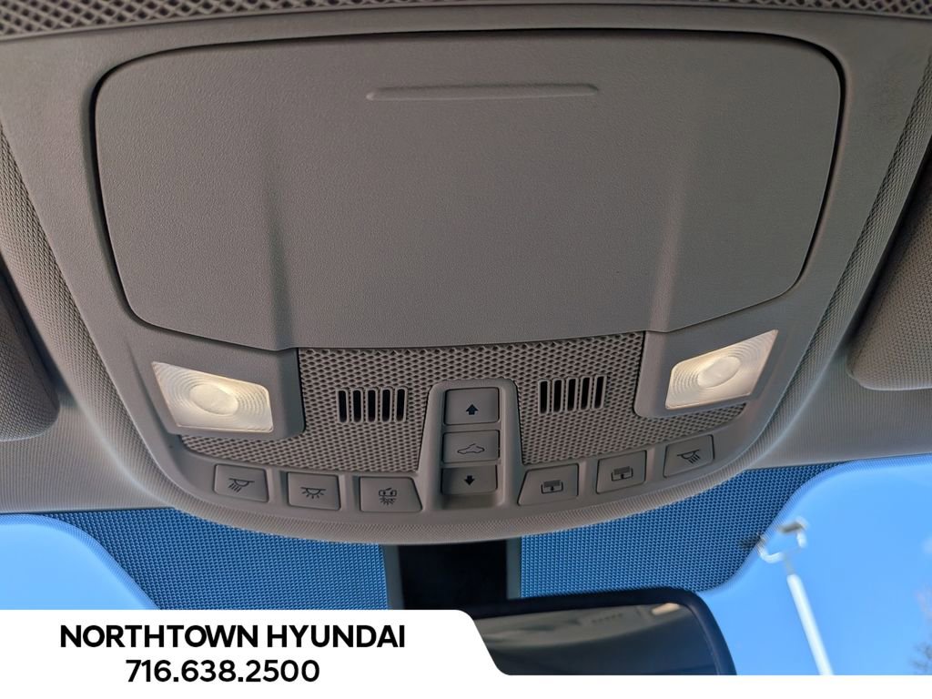 Used 2018 Lincoln MKC Reserve image 25