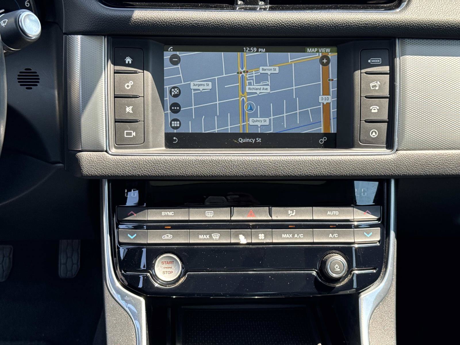 Used 2017 Jaguar XF Premium RWD image 25