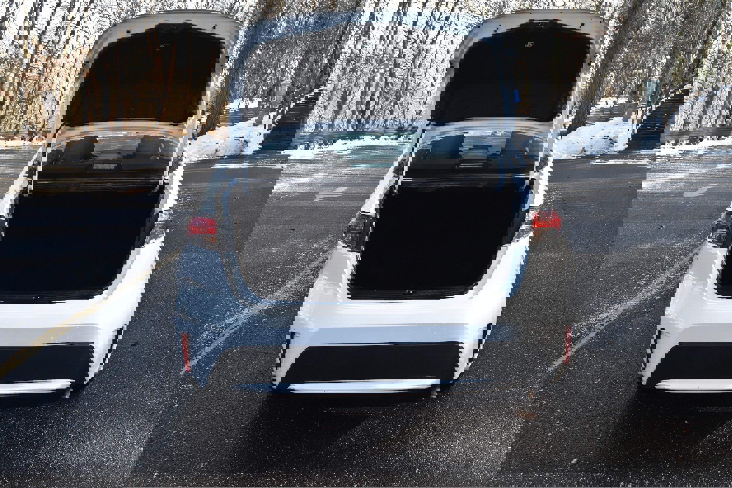 Used 2022 Toyota Corolla LE image 18