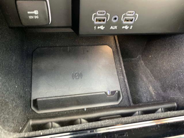 Used 2024 Jeep Wagoneer 4WD w/ Premium Group I image 16