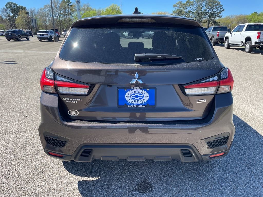Used 2025 Mitsubishi Outlander Sport SE image 4
