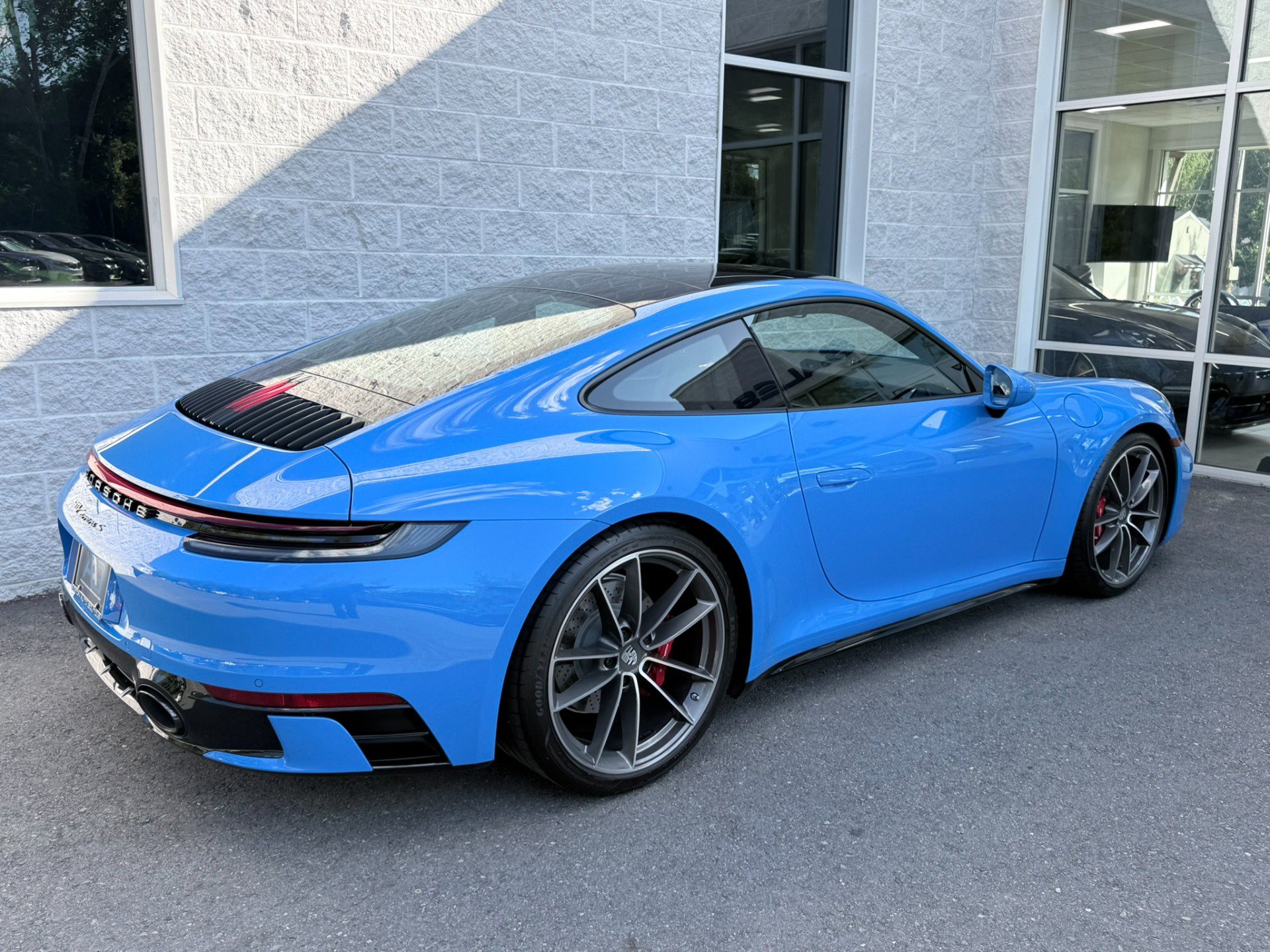 Used 2024 Porsche 911 Carrera S RWD image 34