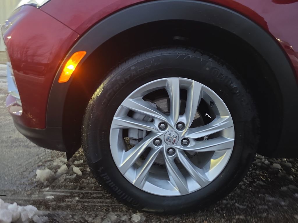 Used 2024 Buick Envista Preferred image 36