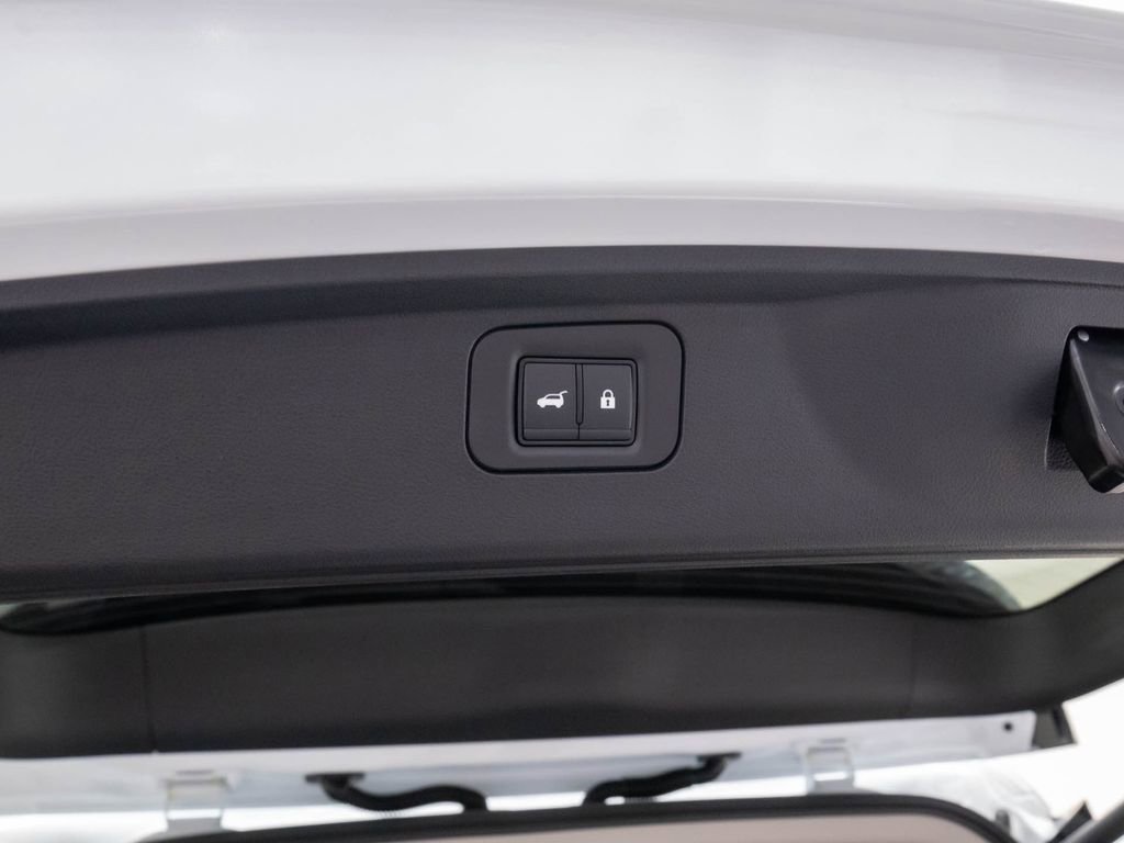 New 2026 INFINITI QX80 Luxe w/ Cargo Package image 31