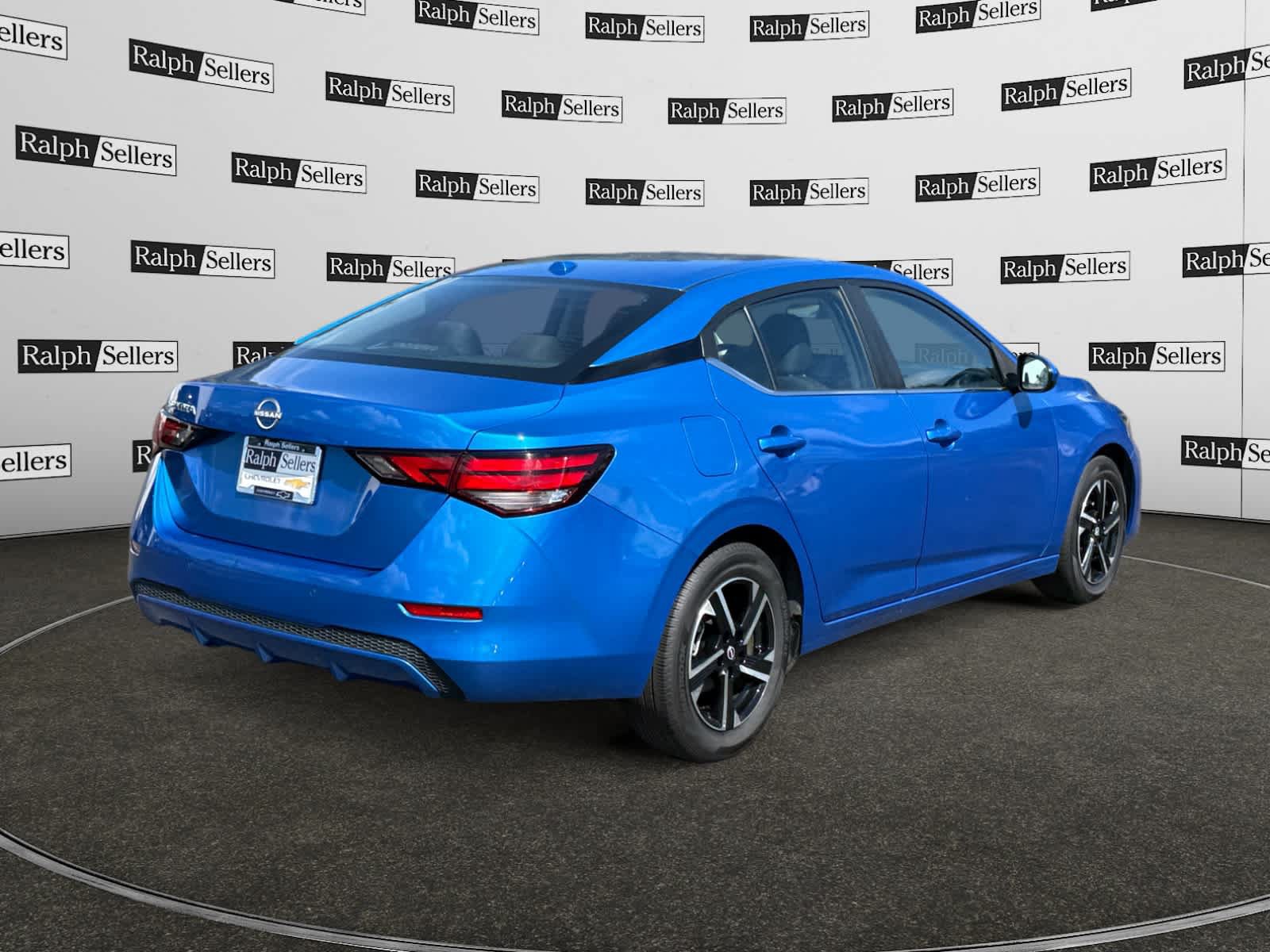 Used 2025 Nissan Sentra SV FWD image 6