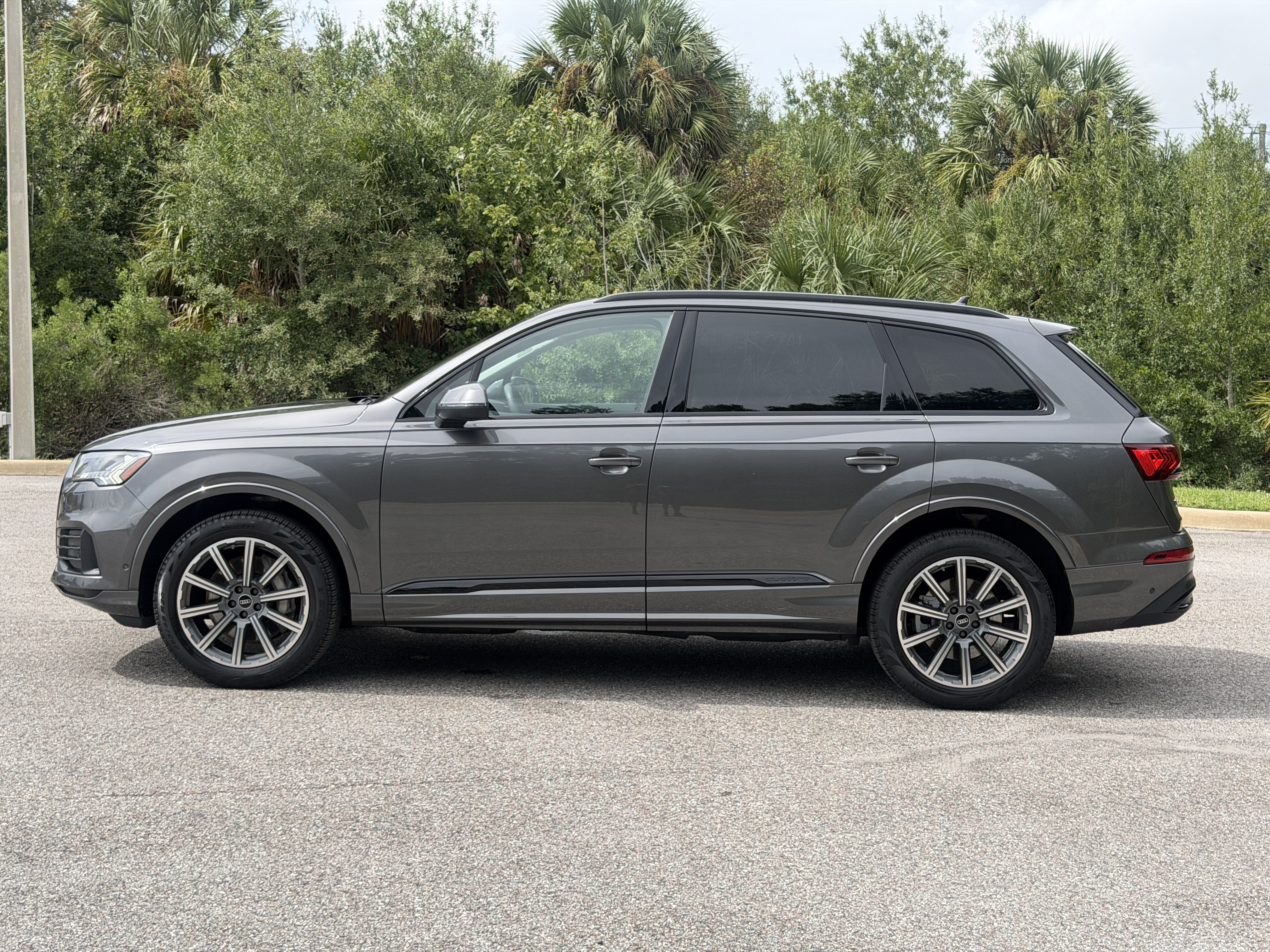 Used 2023 Audi Q7 2.0T Premium Plus AWD/4WD image 4
