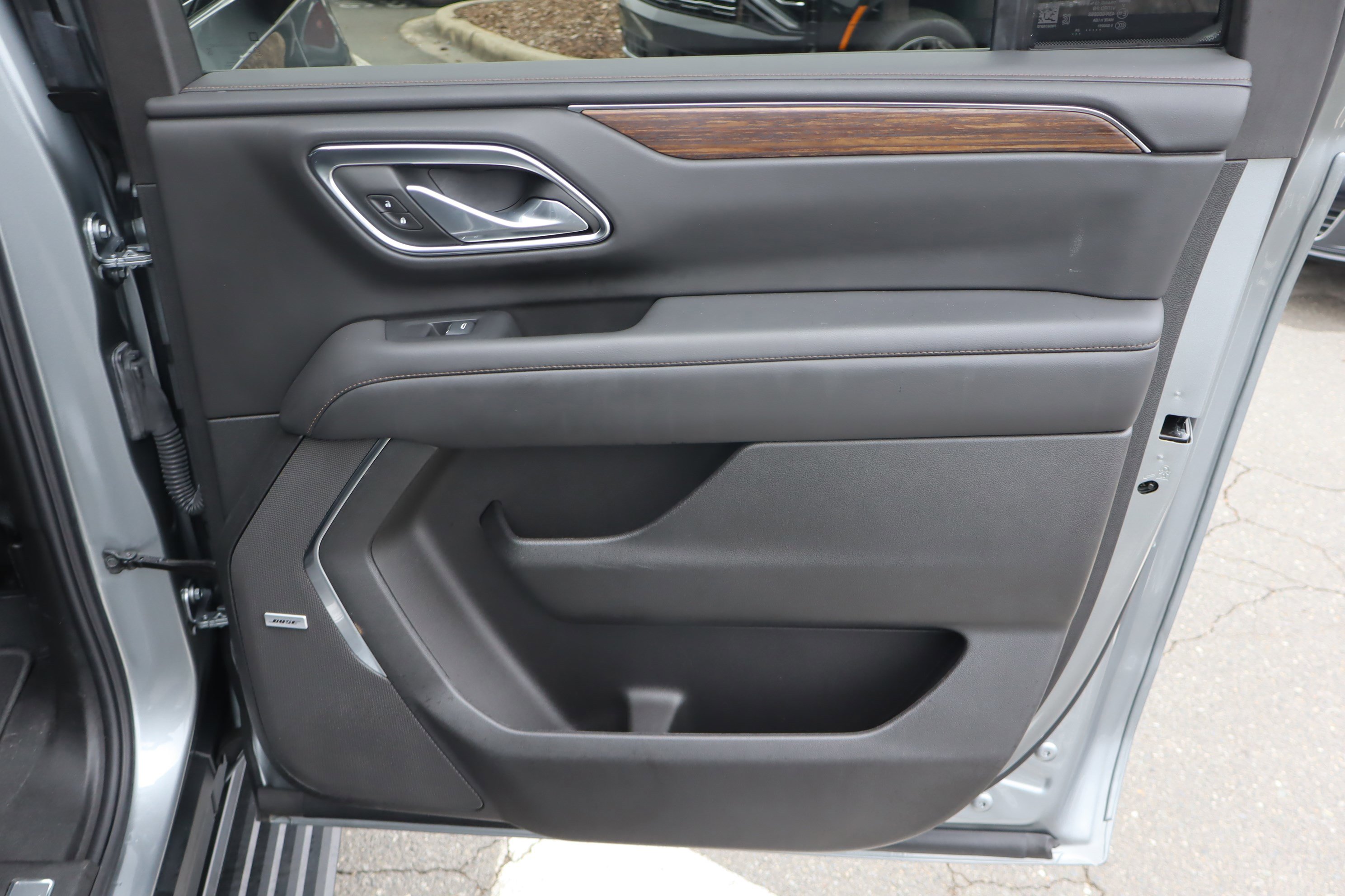 Certified 2024 Chevrolet Suburban High Country image 37