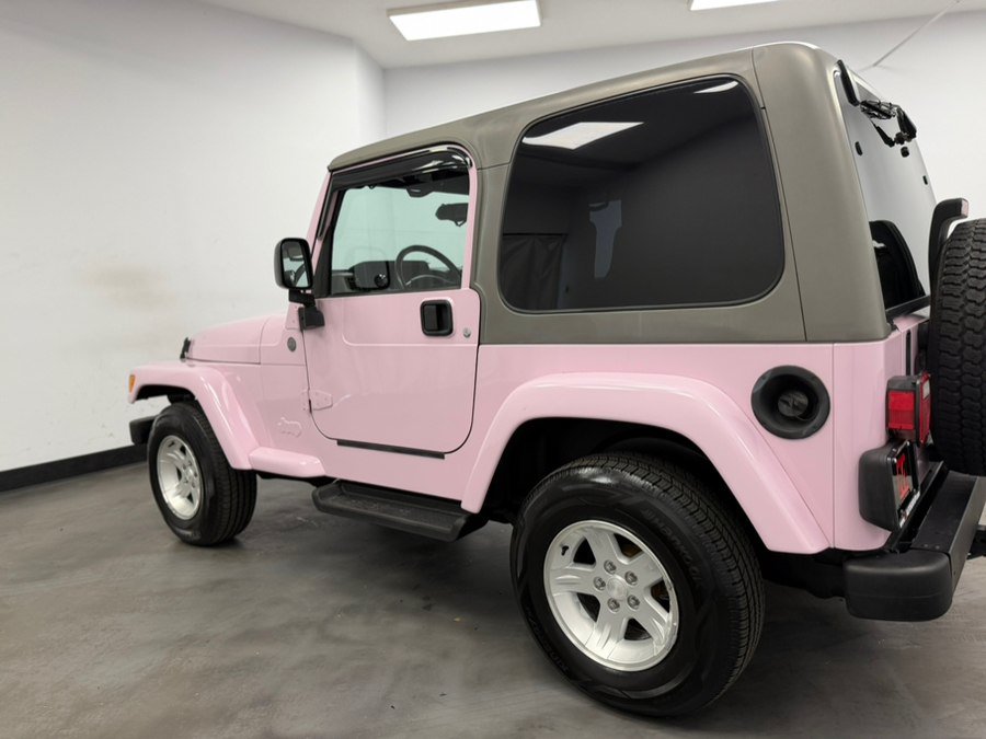 Used 2004 Jeep Wrangler Sahara w/ Dual Top Group AWD/4WD image 29