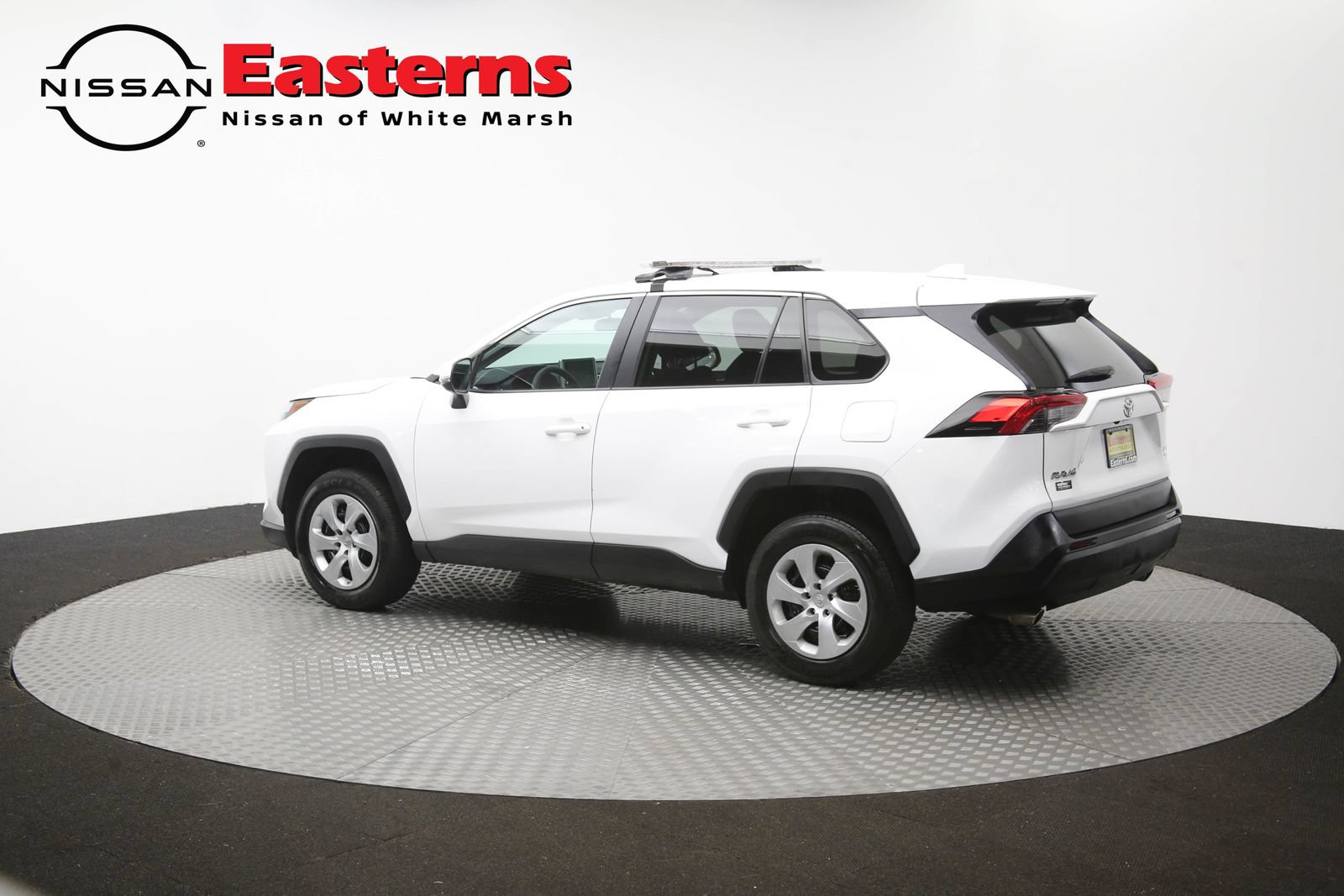 Used 2023 Toyota RAV4 LE AWD/4WD image 62