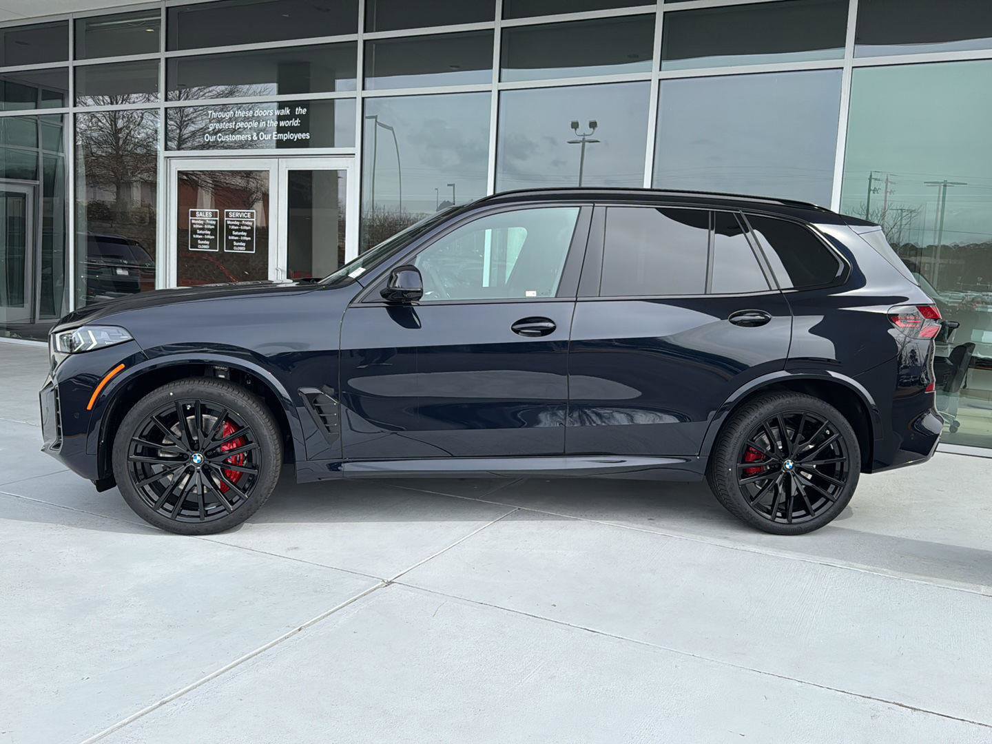 New 2026 BMW X5 xDrive40i w/ Executive Package image 4