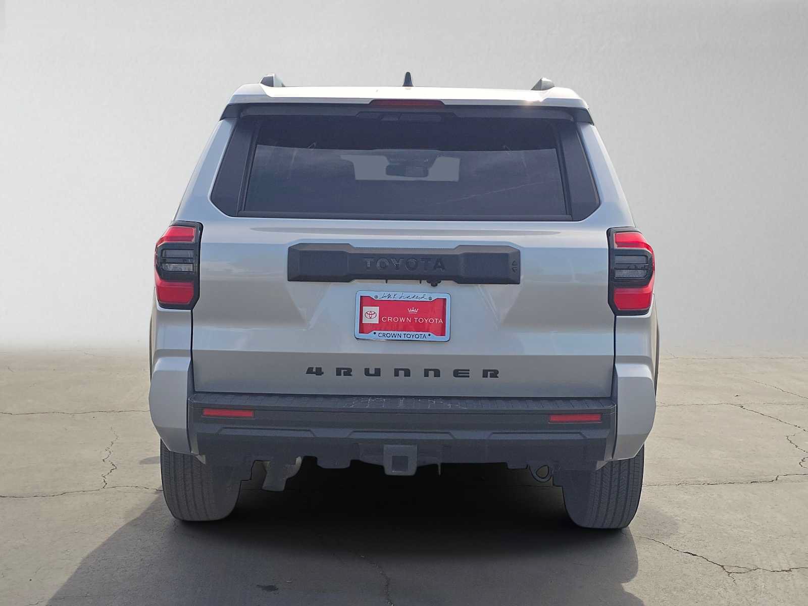 Certified 2026 Toyota 4Runner SR5 AWD/4WD image 4