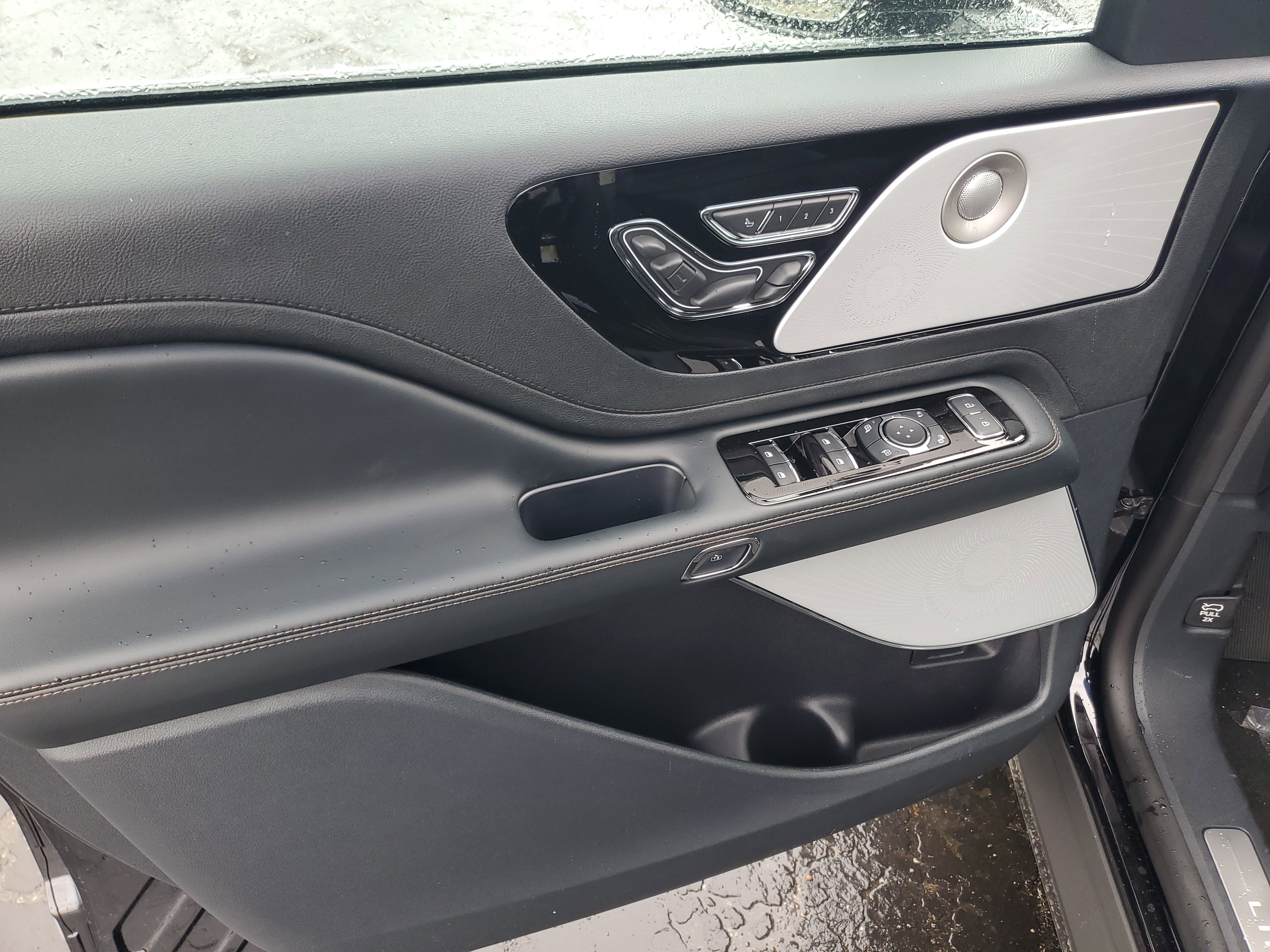 New 2026 Lincoln Aviator Reserve AWD/4WD image 7