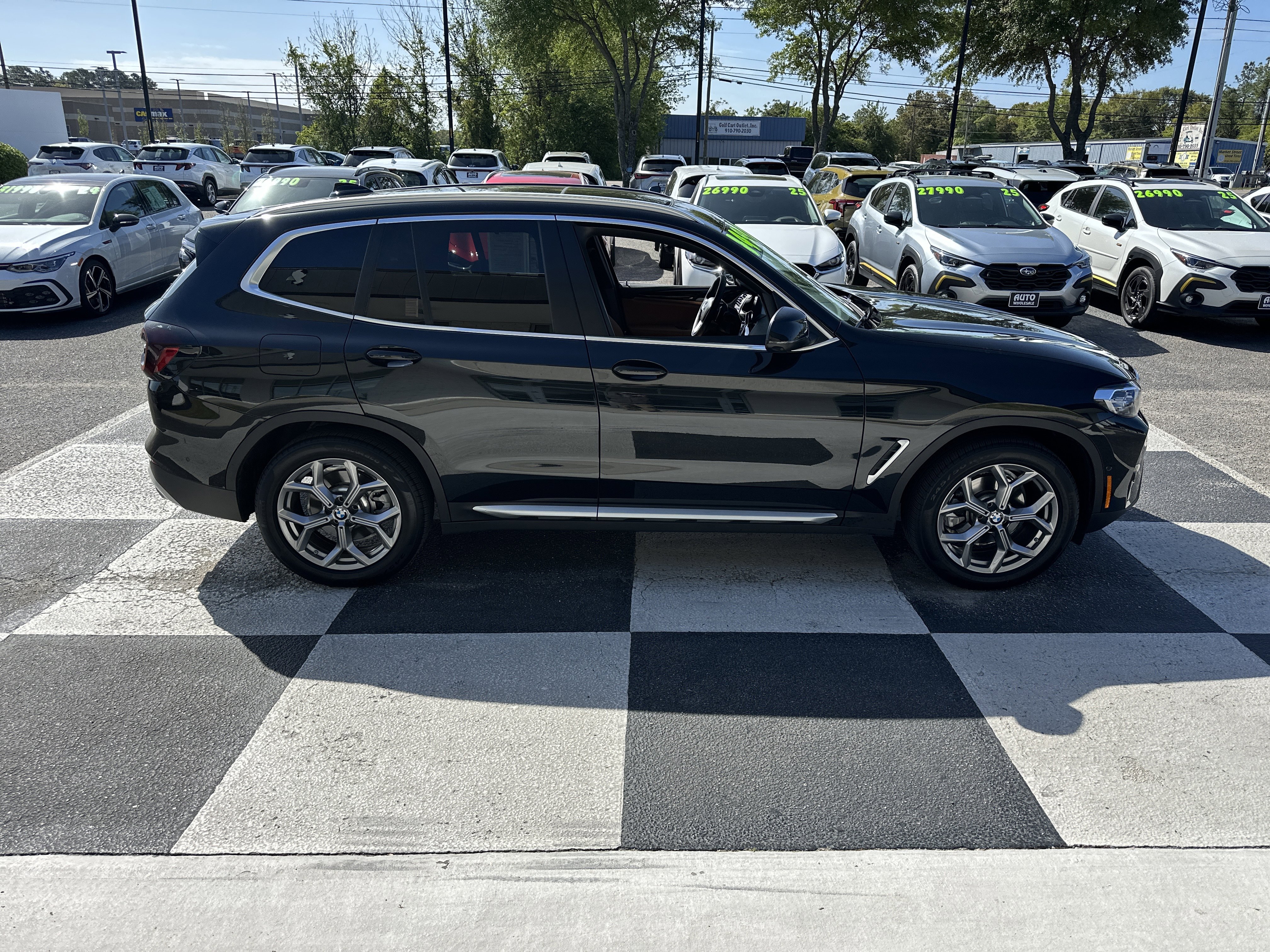 Used 2024 BMW X3 xDrive30i w/ Premium Package w/ZPA image 3