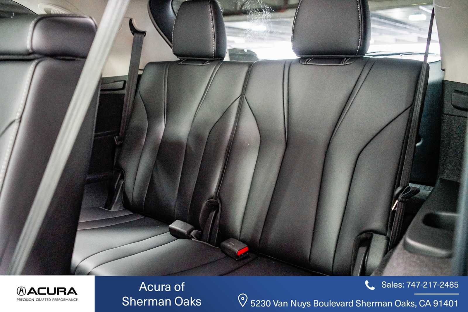 Used 2025 Acura MDX SH-AWD w/ Technology Package image 40