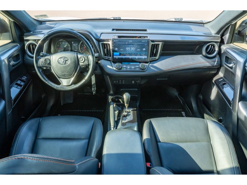 Used 2018 Toyota RAV4 SE w/ All Weather Liner Package image 21