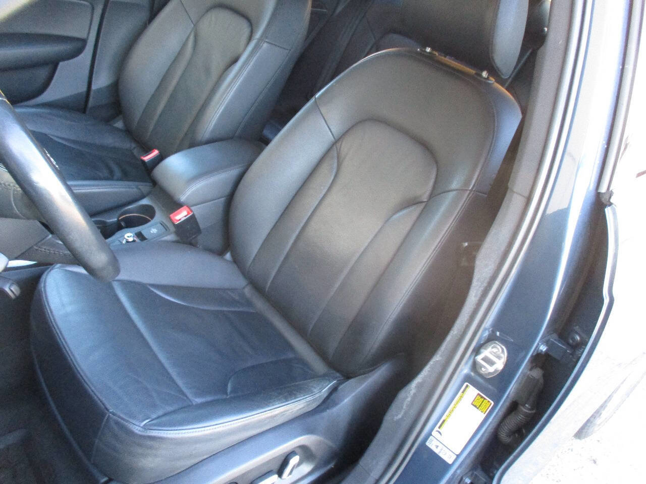 Used 2018 Audi Q3 2.0T Premium Plus w/ Premium Plus Package image 81