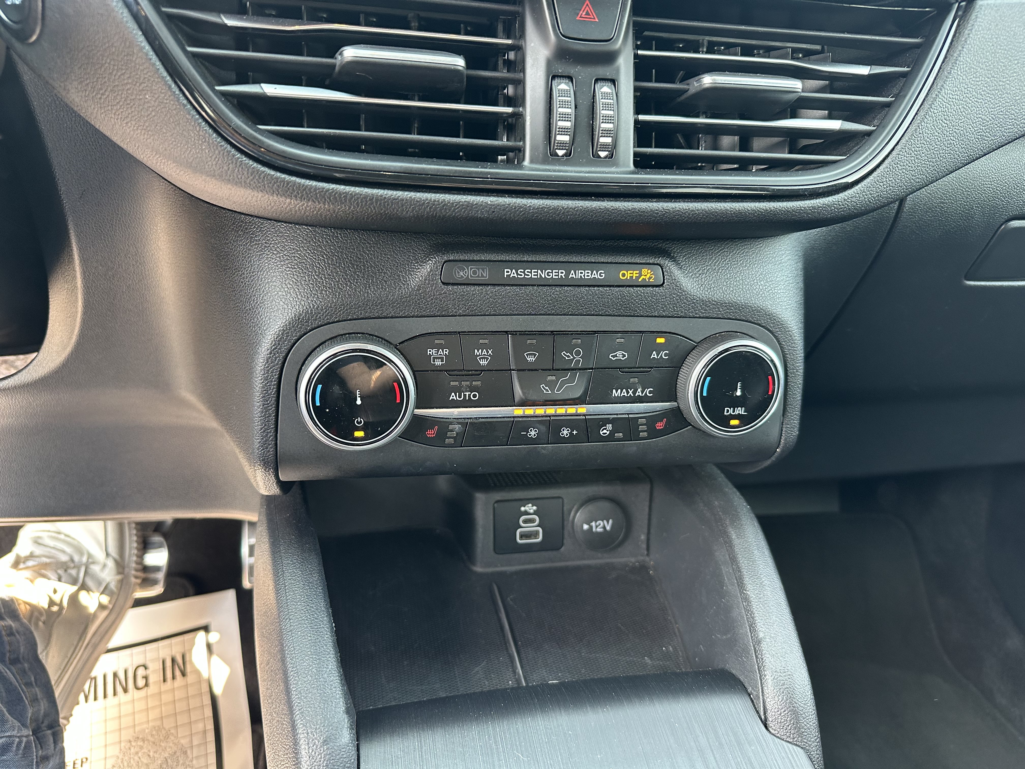 Used 2024 Ford Escape ST-Line AWD/4WD image 11