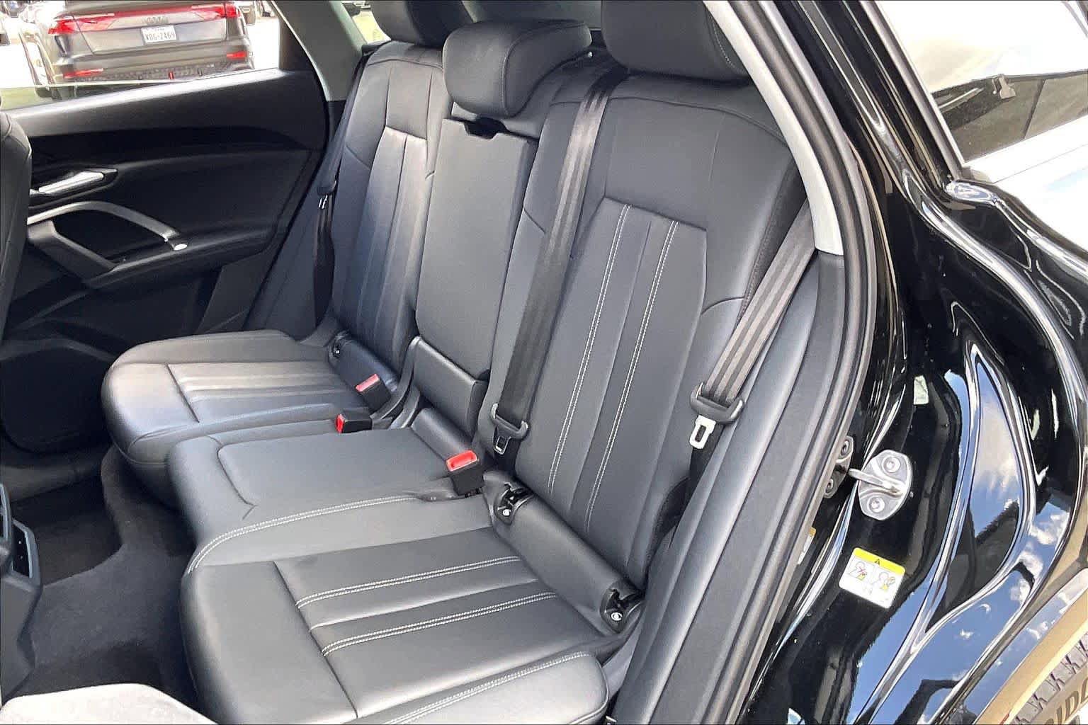 Certified 2025 Audi Q5 Premium w/ Convenience Package AWD/4WD image 20