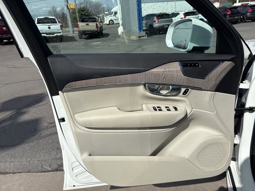 Certified 2023 Volvo XC90 B6 Plus w/ Protection Package Premier image 14