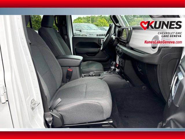 Used 2025 Jeep Wrangler Unlimited Sport AWD/4WD image 20