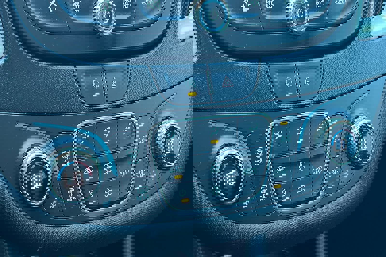 Used 2024 Chevrolet Malibu LT image 23