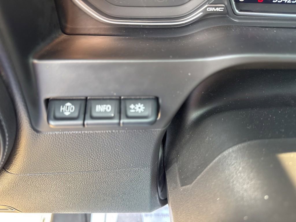 Used 2020 GMC Sierra 2500 Denali w/ Denali Ultimate Package AWD/4WD image 27
