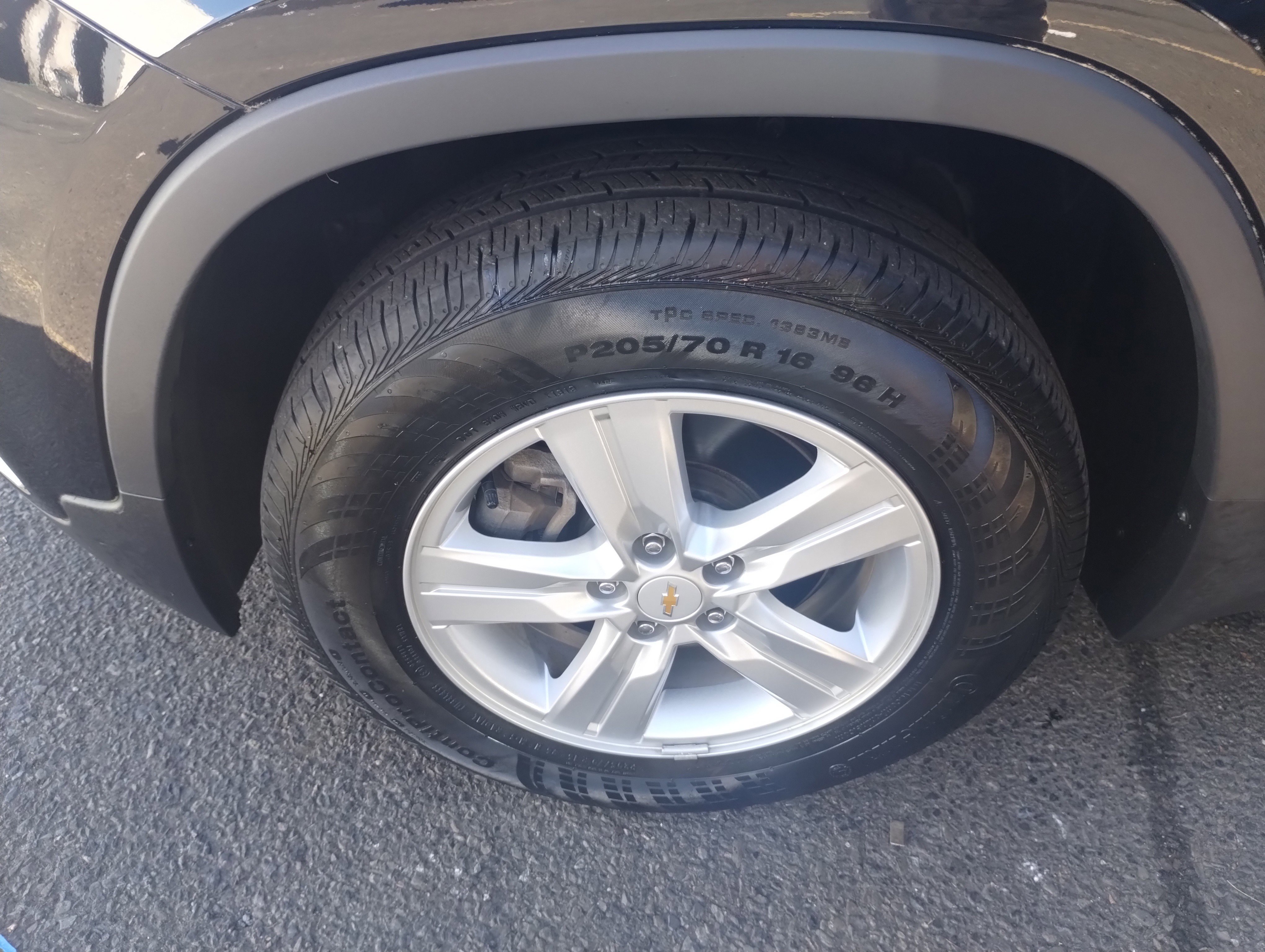 Used 2020 Chevrolet Trax LT w/ LT Convenience Package image 20