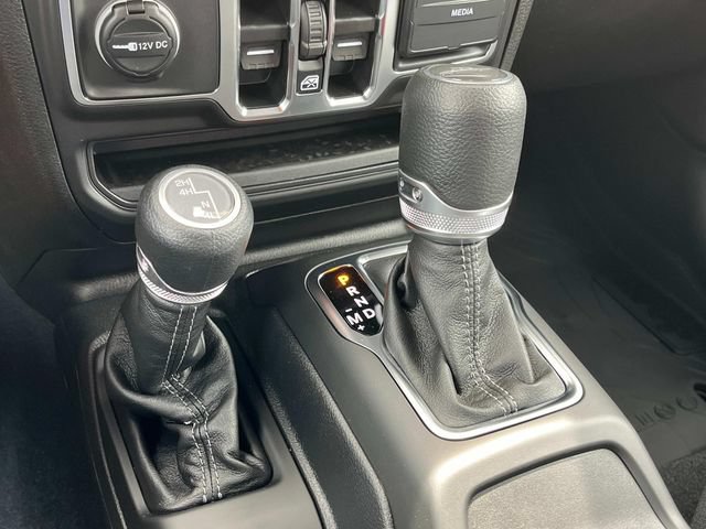 New 2025 Jeep Gladiator Sport AWD/4WD image 15