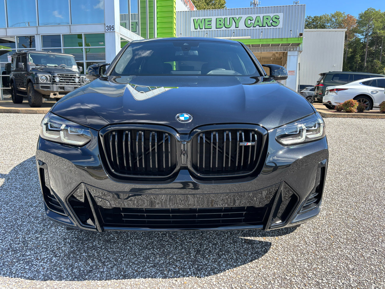 Used 2025 BMW X4 M40i w/ Premium Package image 9
