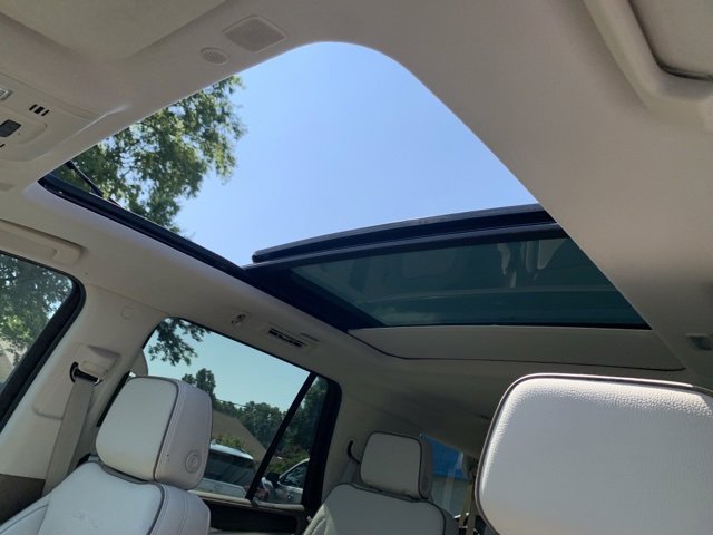 Used 2023 GMC Yukon Denali image 25