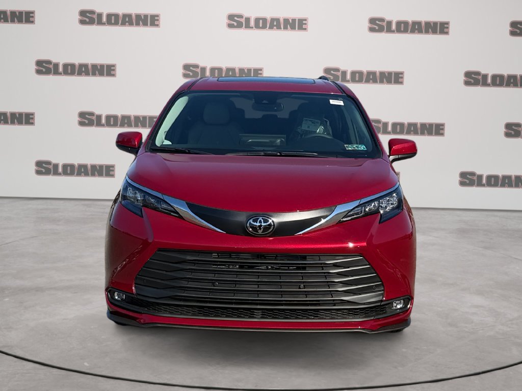 New 2026 Toyota Sienna XLE AWD/4WD image 8