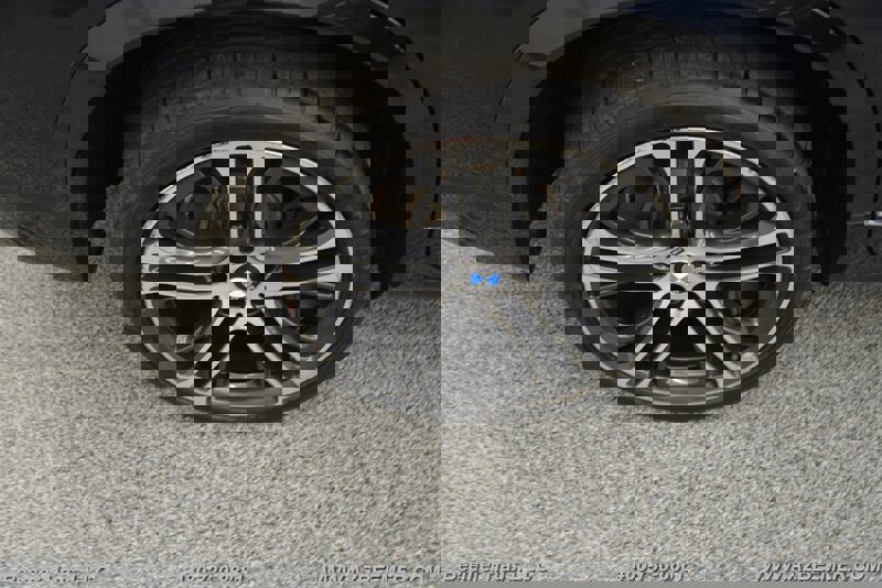 Used 2017 BMW X3 xDrive28i w/ Premium Package image 49