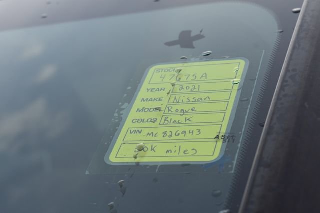 Used 2021 Nissan Rogue S image 33